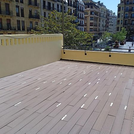Apartamentos Gran Via By Sanse Holidays سان سيباستيان المظهر الخارجي الصورة