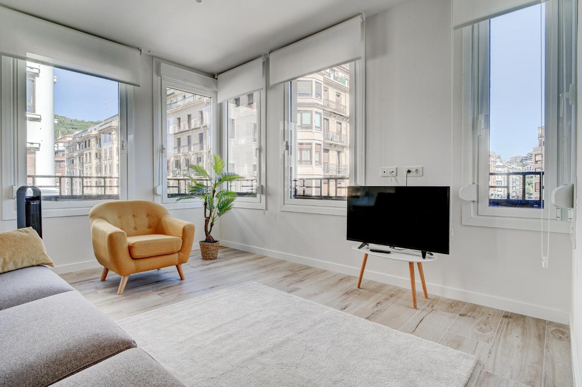 Apartamentos Gran Via By Sanse Holidays سان سيباستيان المظهر الخارجي الصورة