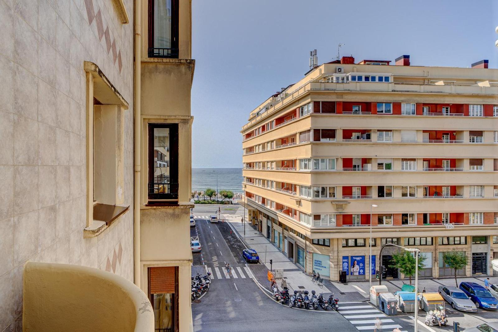 Apartamentos Gran Via By Sanse Holidays سان سيباستيان المظهر الخارجي الصورة